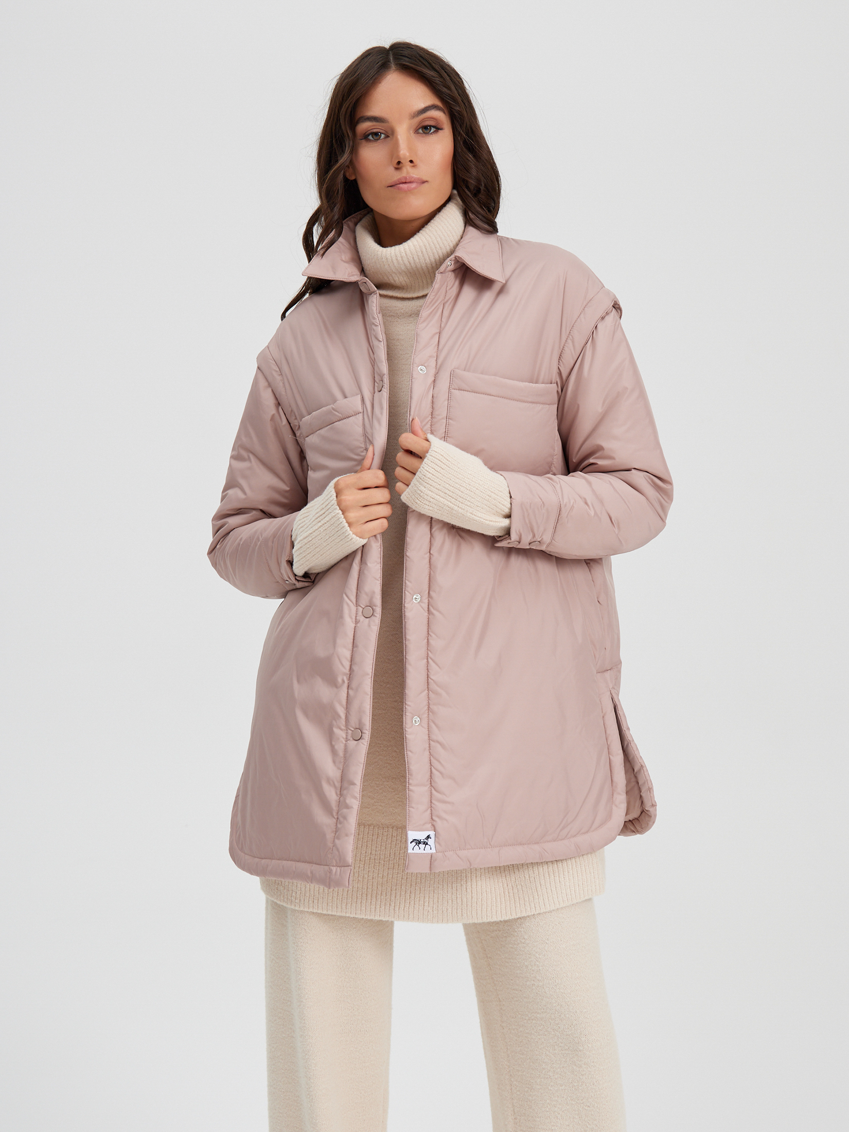 цена Куртка женская нежно-розовая