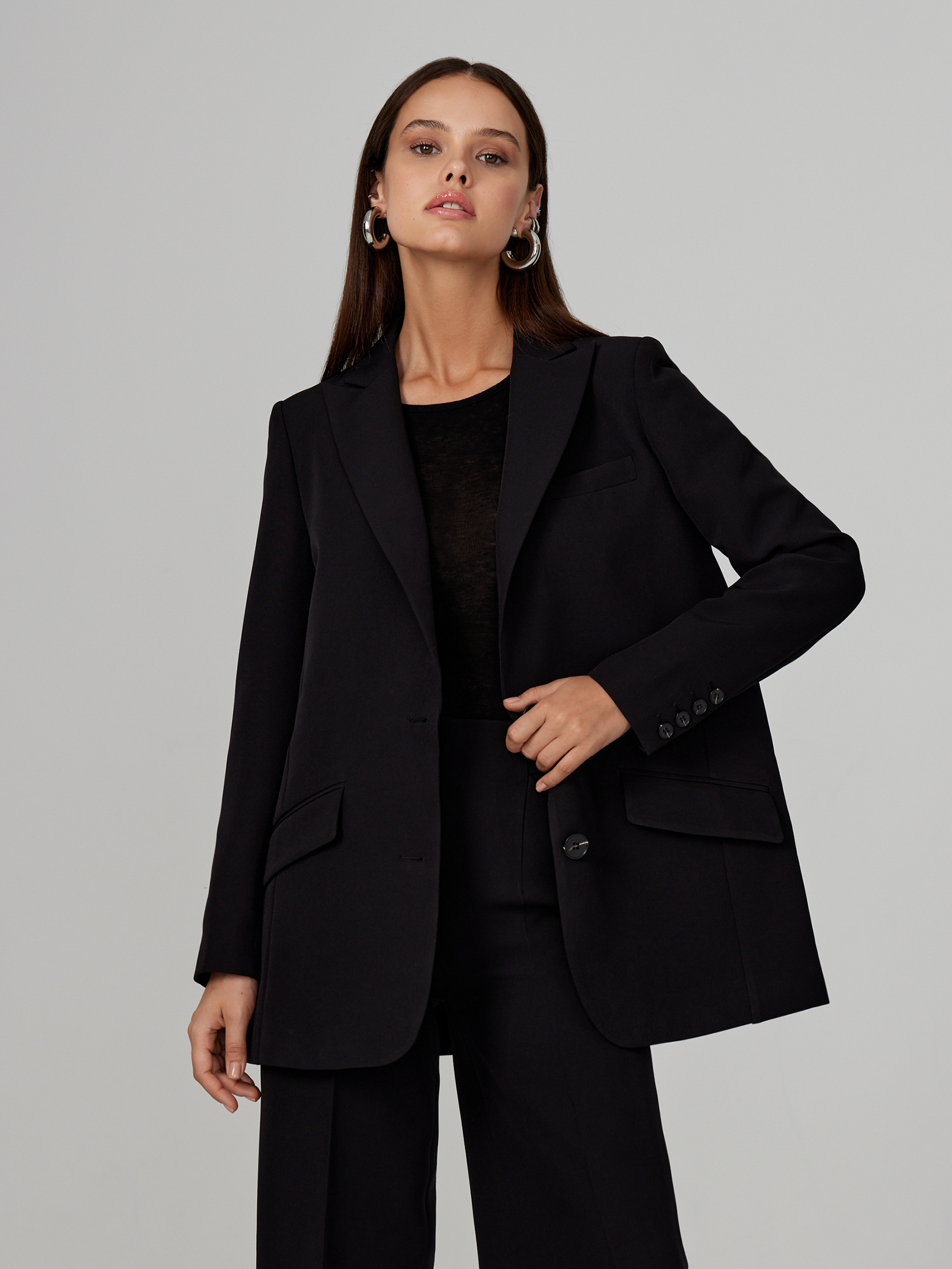 Жакет женский черный пиджак черный нарядный 44 46 размер